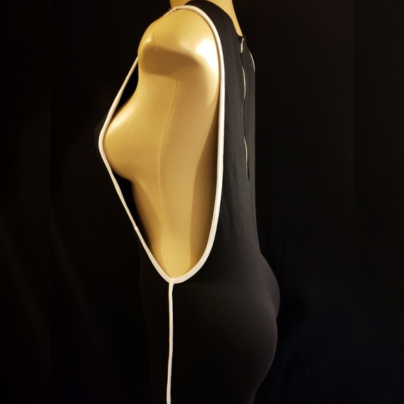 Jumpsuit - Picture 3 of 6